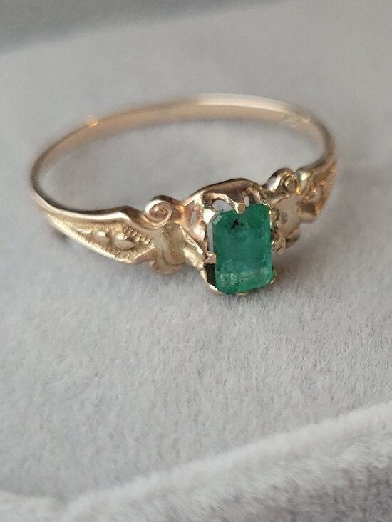 Antique Jewelry - Victorian Natural Emerald Ring Antique Ostby Barton May Birthstone 10k